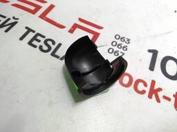 2Заглушка амортизатора дверей задних Tesla model X 1065638-00-C