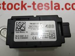 Антенна датчиков давления в шинах (TPMS) Tesla model S REST, Tesla model X 1034601-00-D