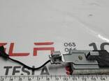 Антенна-усилитель FM2 - NA EU APAC (левая) Tesla model S, model S REST 1004793-00-F - фото 1