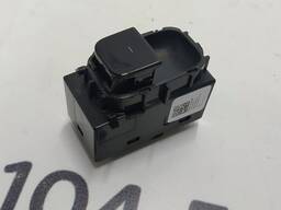 Блок управления стеклоподъемником двери передней правой/задней левой/правой Tesla model 3