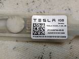Петля двери задней левой верхняя PMNG Tesla model 3 11091333-00-F - фото 2