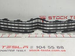 Решётка радиатора бампера переднего NEW Tesla model X 1050143-00-E