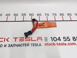 Жгут предохранительный петля аварийная Tesla model S 1015585-00-A
